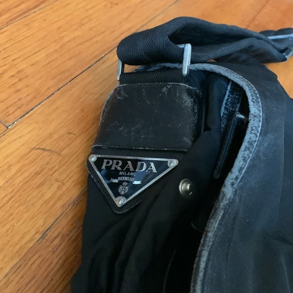 Vintage Prada Nylon Messenger Bag - Picture 2 of 4